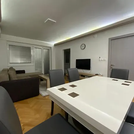 Ferienwohnung Fia House Hrom Skopje Exterior foto