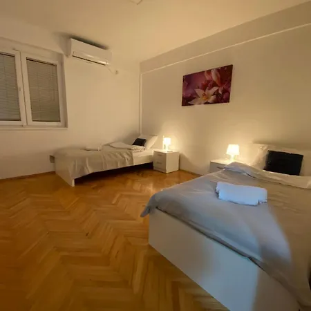 Ferienwohnung Fia House Hrom Skopje Exterior foto